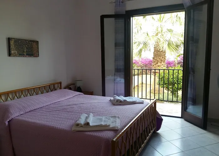 Hibiscus Rosso * Donnalucata (Sicily)